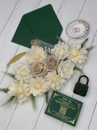 Altın Baskılı Antik Yeşil Zarflı Düğün Davetiyesi