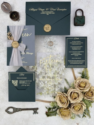 Koyu Yeşil Yarım Kapaklı Zarflı Doğum Günü Davetiyesi