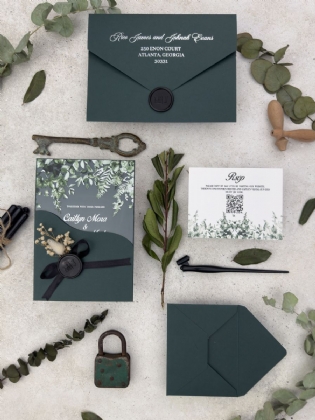 Yeşil Yapraklı Gümüş Baskılı Pleksi Düğün Davetiyesi