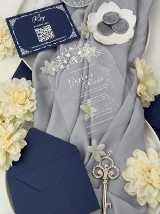 Kemer Akrilik Gümüş Çiçek Baskılı Davetiye