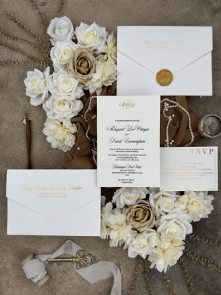 Gömme Ve Yaldız Baskılı Kalın Kağıt Şık Düğün Davetiyesi