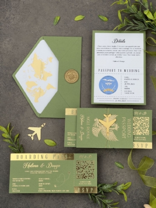 Yeşil Ve Altın Baskının Uyumu İle Hazırlanmış Zarif Biletli Pasaport Davetiye