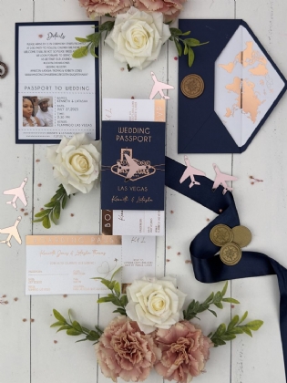 Lacivert Ve Rose Baskılı Zarif Pasaport Davetiye